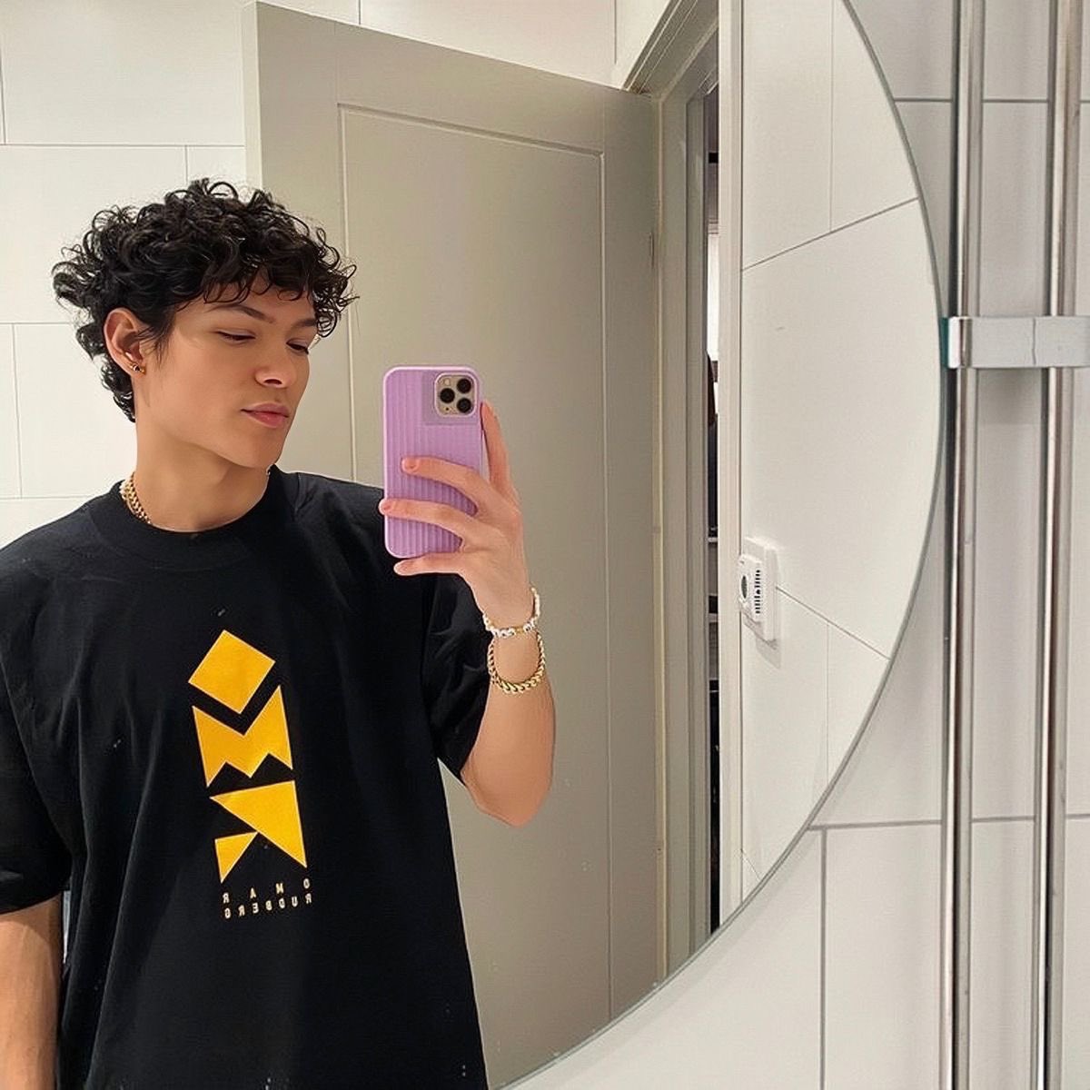 ☺️ #yrtwtselfieday