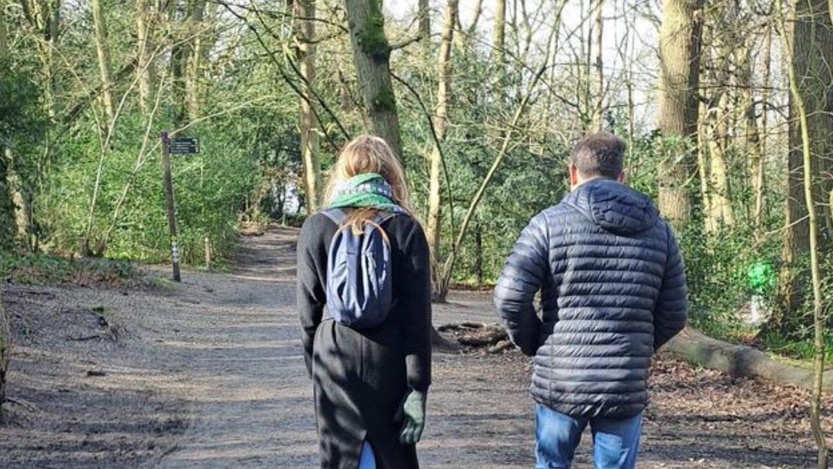May is #NationalWalkingMonth so what better time to join one of our 'Walk & Talk' events across the UK? We run these events for any adult who has lost a loved one to cancer.

Learn more about our 'Walk & Talks' here👇 
'thelossfoundation.org/how-we-can-hel…

#walkandtalk #cancerloss #grief
