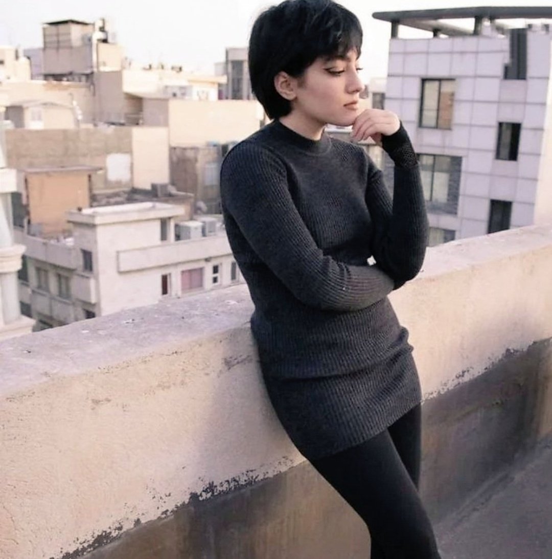 نیکای زیبا رویای ستاره شدن داشت اما خورشید شد به شب هایمان پایان داد
#نیکا_شاکرمی