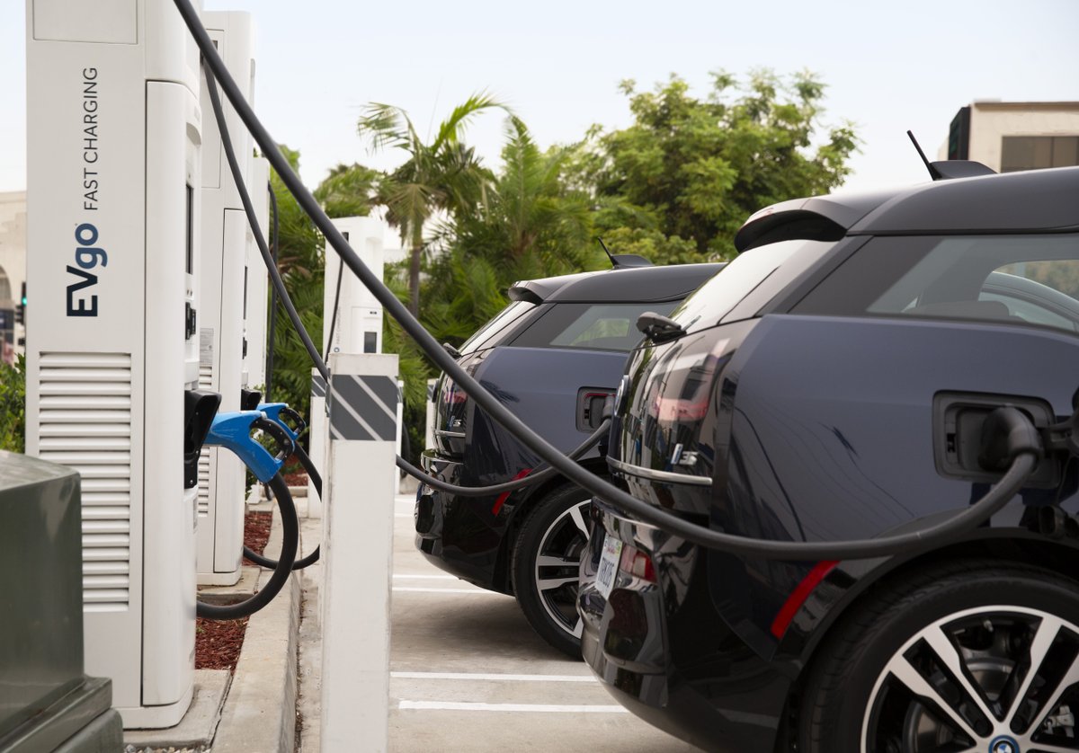 We’re honored to receive LADWP’s highest award for DC fast charging deployment. Our charging footprint in the LA area has grown by nearly 90% since the end of 2020 and we’re continuing to build more stations. The future is electric! evgo.com/press-release/…