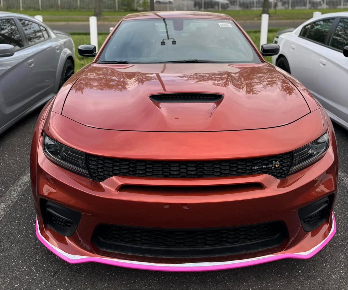 We have a huge selection to choose from! Come see all the #Dodge vehicles at our lot and you will find exactly what you are looking for 🚗💨 Don't miss out on owning a new #DodgeCharger 🤩 #Auto #Tvillecjdr #DodgeLife