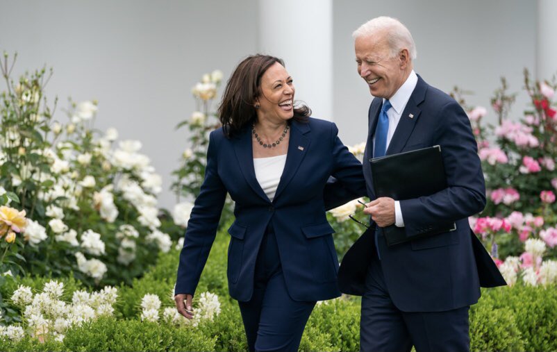 Drop a 💙 if you’re on team Biden-Harris