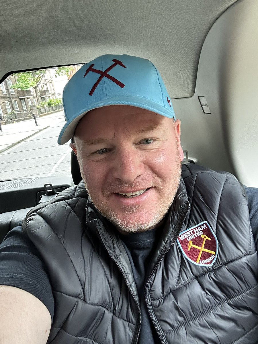 In the cab with @burge1966 AND MY dad, Sarrrrrf of the river! Bandit country! 😜⚒️ #COYI