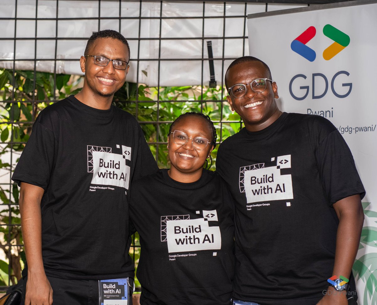 📸 Did you strike a pose at the Build with AI Pwani Hackathon? Comment below and let's find your pic in our gallery!