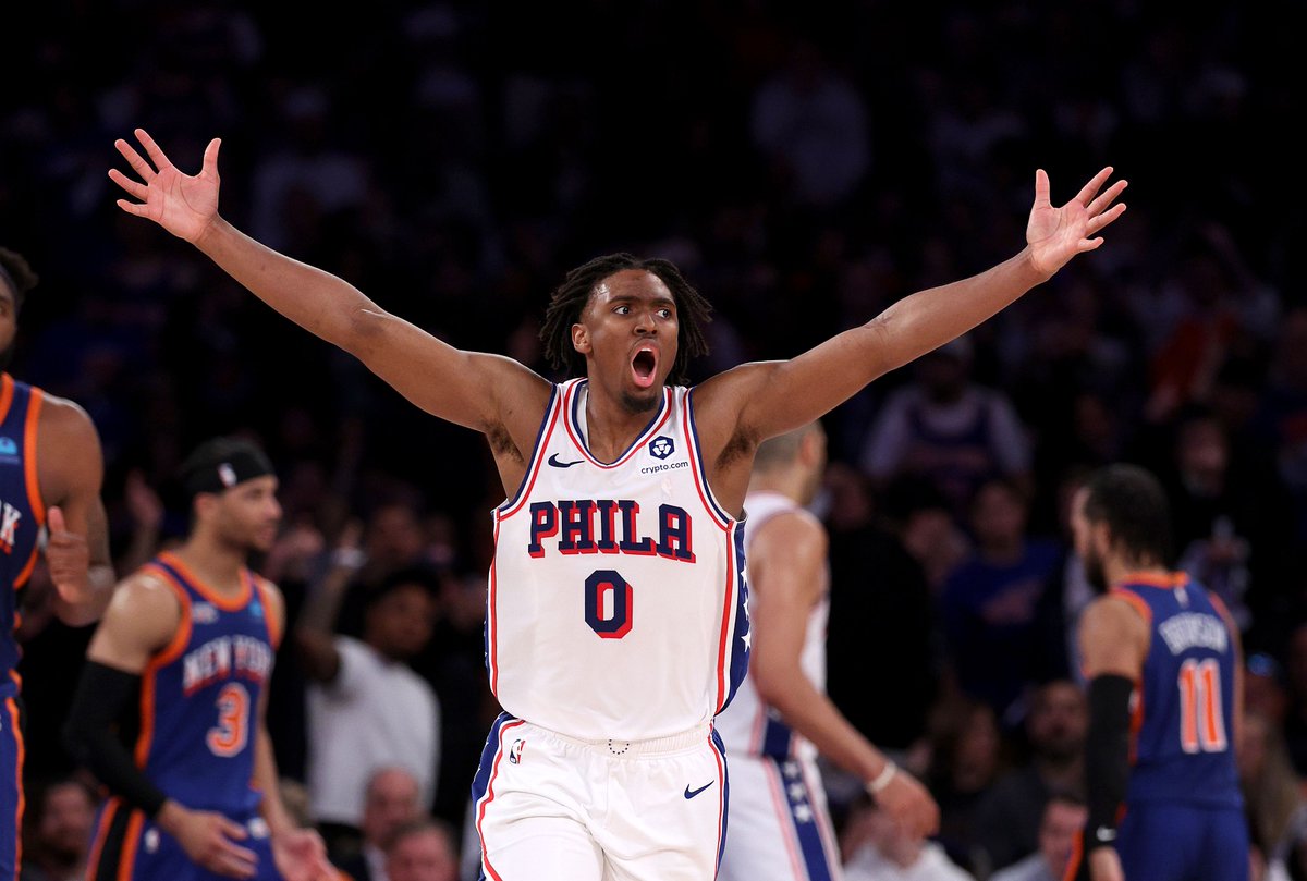 Tyrese Maxey saves 76ers from elimination with huge finish in OT win that cuts Knicks' lead to 3-2 trib.al/P03xA6b