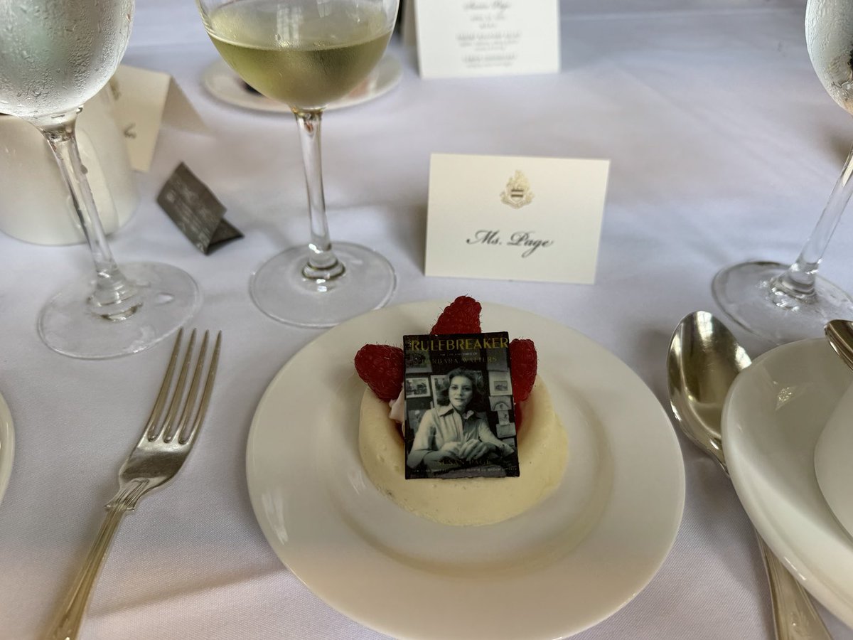 ‘The Rulebreaker’, in tiny chocolate form, at the Sulgrave Club. As the ⁦@washingtonpost⁩ review said, ‘deliciously readable!’