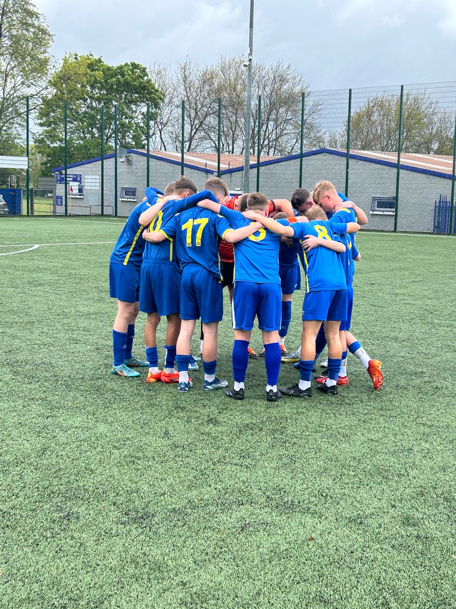 Well done to the under 17 football team who beat Oatlands College 6-0 yesterday. Goal scorers on the day were Harry McCabe (2), Glenn Roche, Nessan O’ Neill, Brody Roche and Matthew Walsh. The team will play Swords Community College in the final. A superb achievement boys⚽️