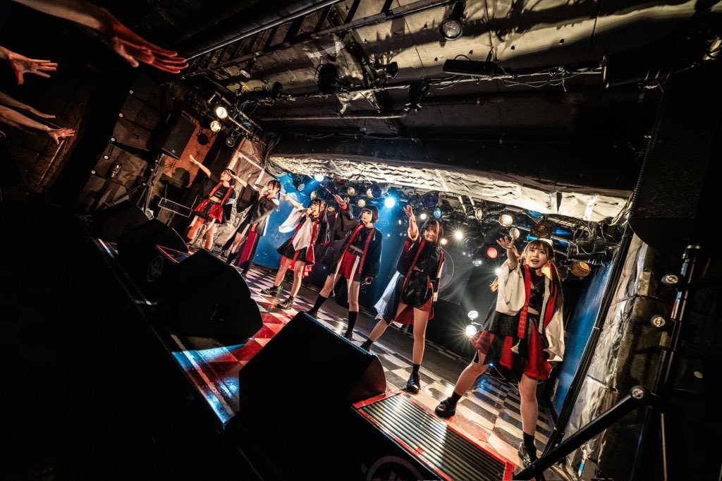 5/1(水)
「Flowers Loft Pre. 歌舞伎町移転 25 周年記念『脱却』新宿 LOFT 編 Vol.2」

新宿 LOFT

SE(Rapture)
Change
ERMA
The Ghost
MC
King of Innocence
Hyper Nova
Over the traces
Fike in the light
Endless
Altair
Landscape
ストリングスウォーズ
REONE

#INUWASI
#INUWASI_setlist