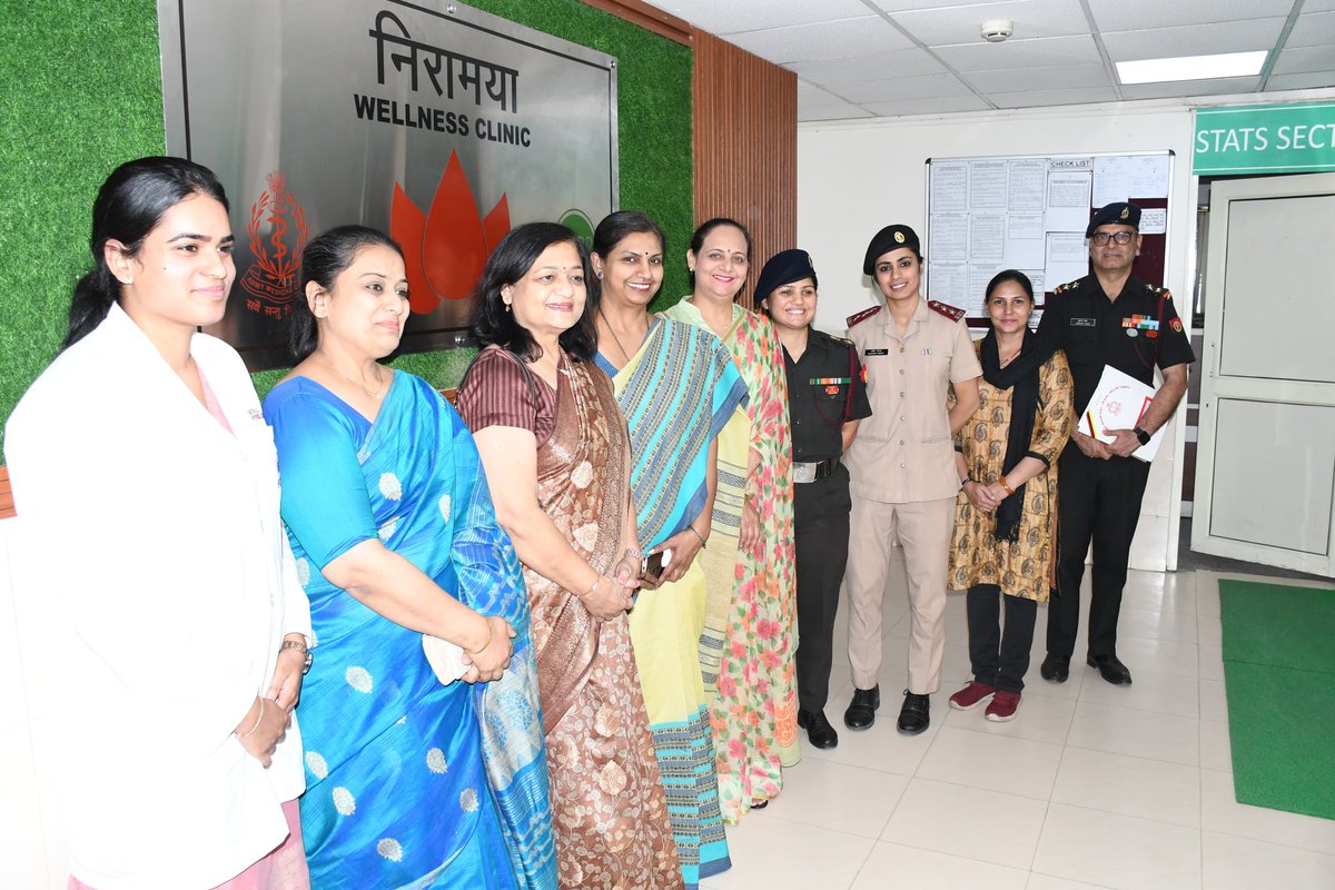 Air Chief Marshal VR Chaudhari #CAS and Mrs Neeta Chaudhari, President #AFFWA, visited Army Hospital (R&R) #NewDelhi on May 1, 2024. They interacted with patients and hospital staff, visited various departments, and appreciated the efforts of Lt Gen Ajith Nilakantan, #Comdt, and