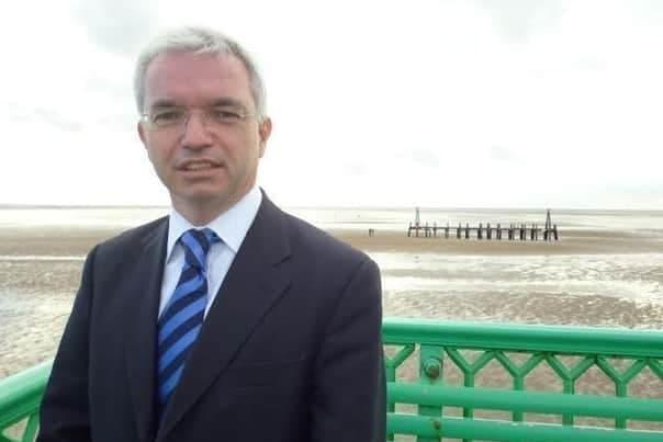 'I have made mistakes and I am deeply sorry for that' - disgraced MP Mark Menzies lep.co.uk/news/politics/…