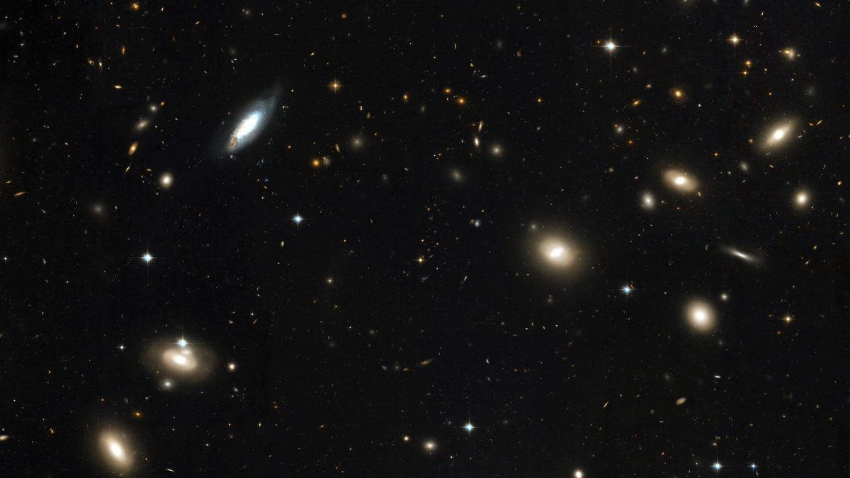 Waterloo and @UBC researchers have discovered a potential “cosmic glitch” in the universe’s gravity, explaining its strange behaviour on a cosmic scale. Read how they have created a model to explain the inconsistencies of the theory of general relativity: bit.ly/49ZG1Zs