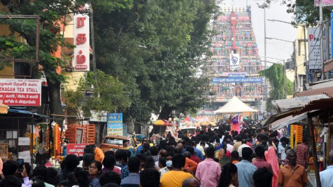 📌Four priests of the Vanabhadrakali Amma temple in Mettupalayam (Tamil Nadu) arrested!

👉They are accused of taking home the offerings donated by devotees in the Arati plates

#FreeHinduTemples 
#HindusUnderAttack