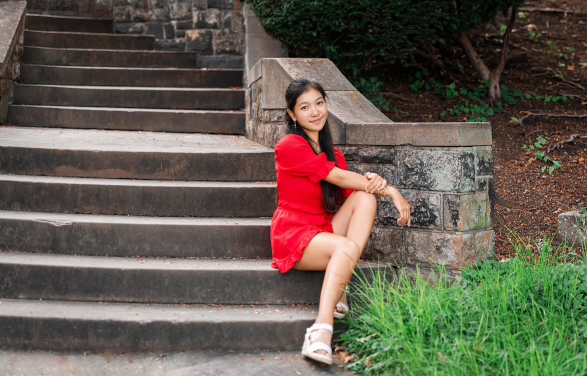 Congratulations to Sherry Du for being one of 625 semifinalists for the 2024 U. S. Presidential Scholars Program! This select group is chosen from seniors across the country who represent excellence in education. Finalists will be named later this month