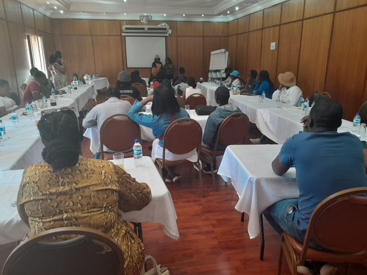 The Paralegal trainings are equipping the young people to take responsibility on various constitutional matters in communities. The collaboration @LRFZimbabwe @veritaszim #LeaveNoYouthBehind