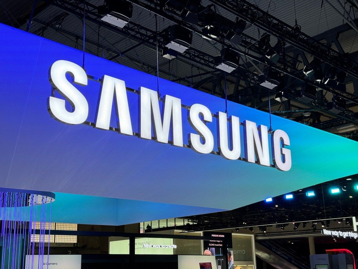 #Samsung's operating profit soars 930% as #AI tailwinds drive demand for memory chips - buff.ly/4aWbLQt #memorychips #semiconductors #tech