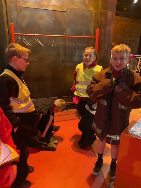 We LOVED our school visit to @MagnaScience the workshop was INCREDIBLE cannot recommend enough. The staff were amazing and the children learnt so much whilst having fun. Thank you so much.