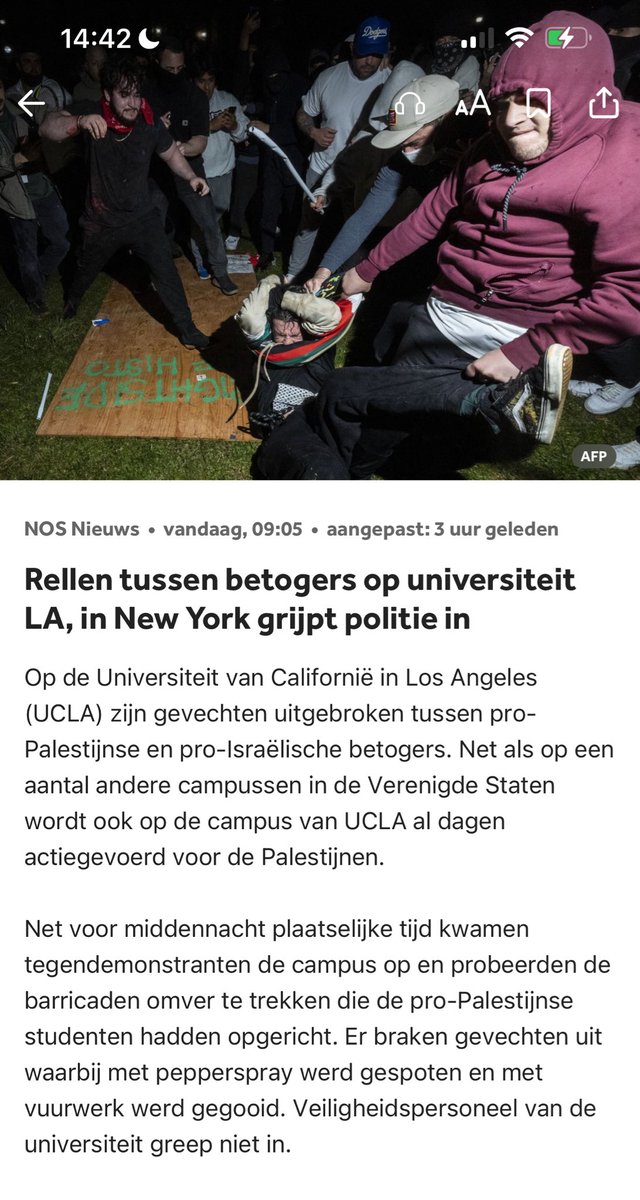 Het pro-Palestijnse kamp bij UCLA werd met geweld aangevallen door tegen-demonstranten, die zelfs vuurwerk gooiden en de politie deed vrij lang niks om ze te beschermen terwijl het geweld van tegen-demonstranten escaleerde. De NOS kop: ✨both sides✨