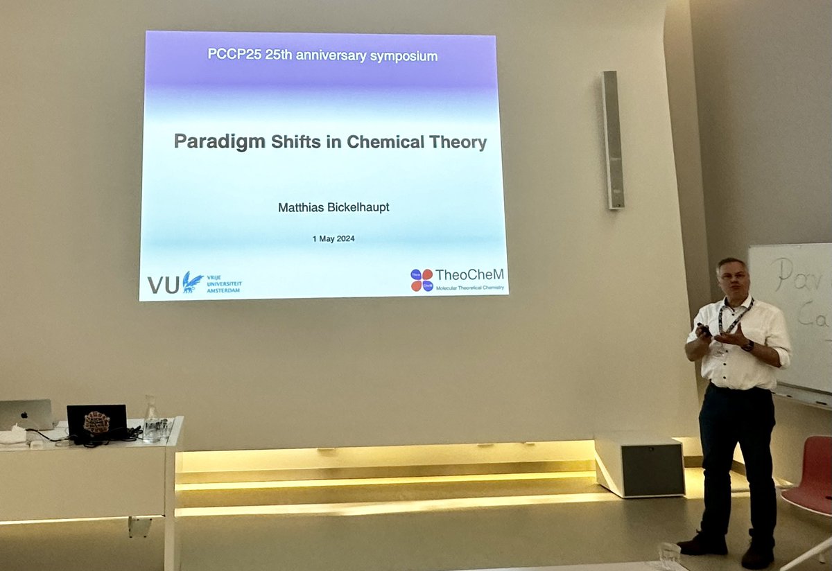 What a delightfully didactic talk by @fmbickelhaupt of @VUamsterdam on paradigm shifts in chemical theory at the @PCCP 25th anniversary symposium! 🔥