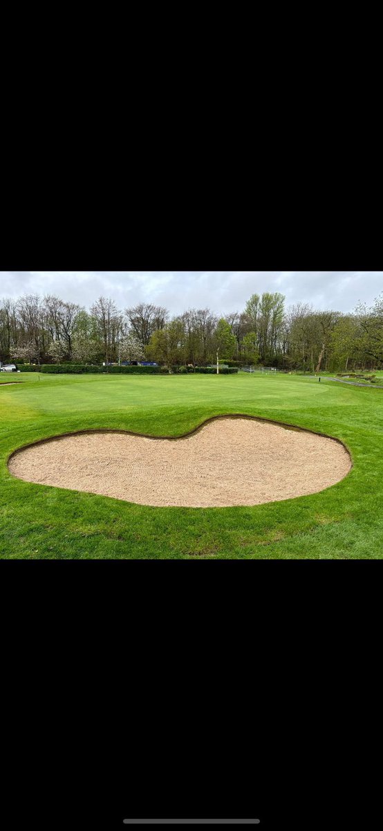 Wonderful bunkers installed by @EcoBunkerLtd at The Worsley GC, another great par 3 enhanced by some great bunkering! Thank you to GM Robert Holland, thank you to @360GroundCare and great design vision by the team @golfarchitects the members are delighted with the outcome!
