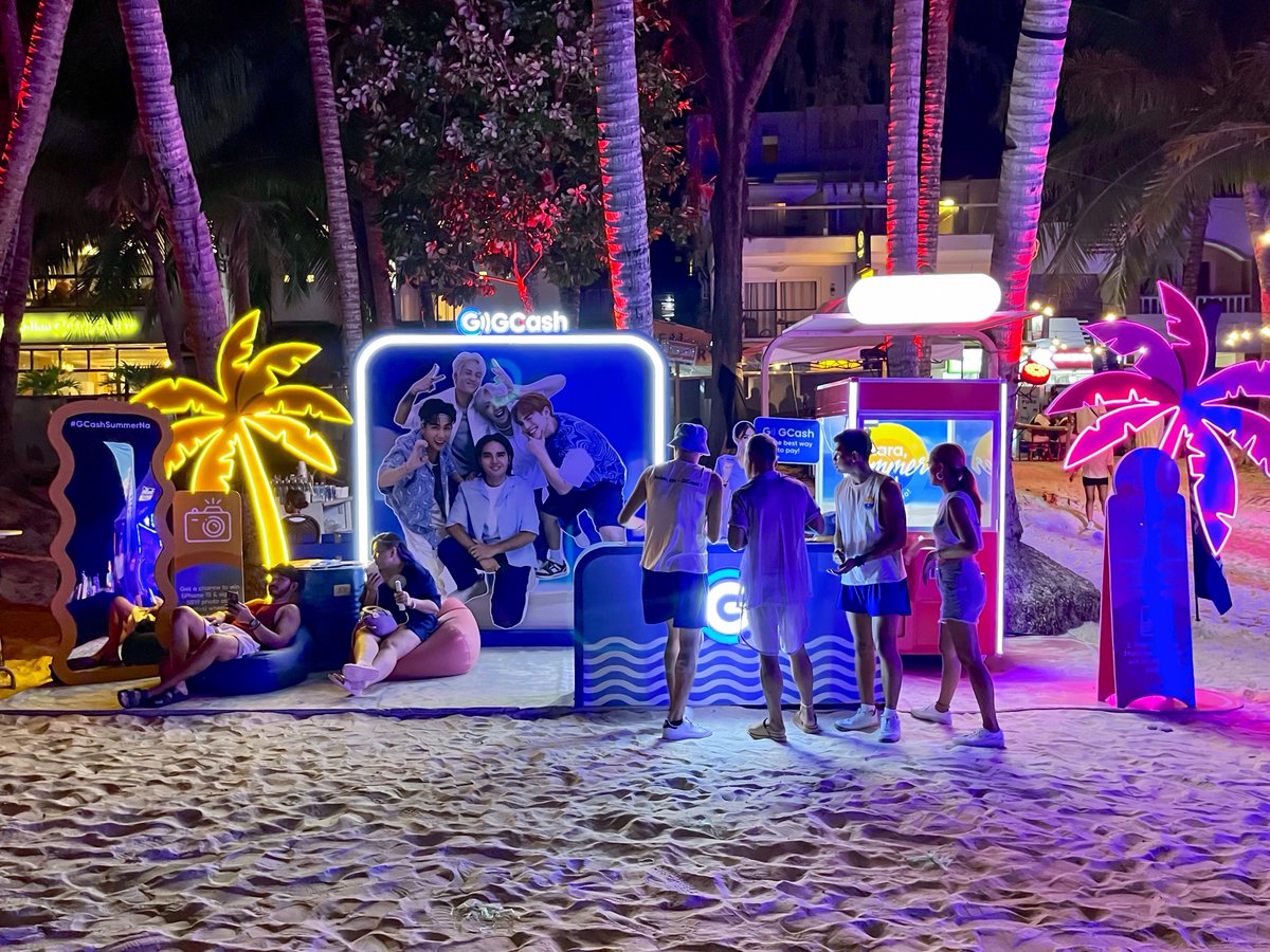 Visit the GCash Beach Club for the GRAND FINALE of Love Boracay — the hottest event this Summer! 🔥💙 #GCashSummerNa #KayaMo #iGCashMo