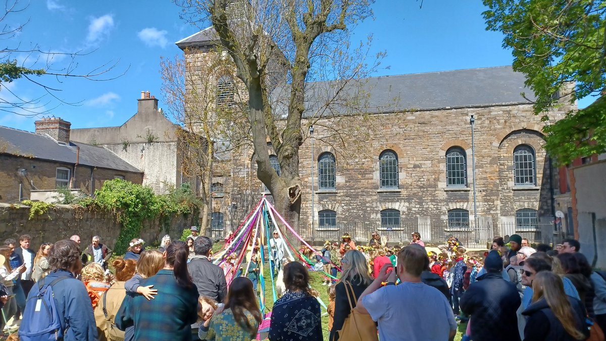 Happy May Day! It's lovely to see St Catherine's Park in all its spring glory today for a community event.