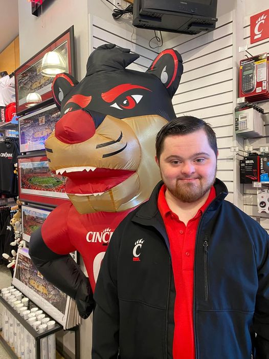 Today May 1st is Inclusive Postsecondary Education Day! Raise awareness & spread the word about postsecondary education options for students w/intellectual disability. Meet Nash, our son & sophomore @uofcincy TAP.  #Downsyndrome #ThinkCollege #IPSEDay2024 thinkhighered.net