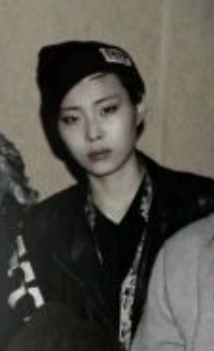 지나가는트친아련하게쳐다보기