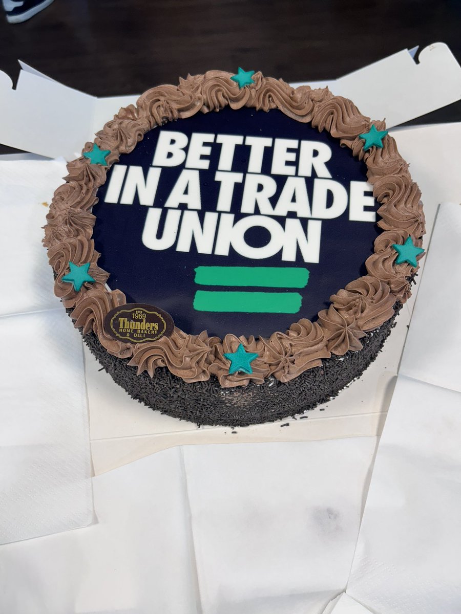 Happy International Workers Day! 💚 !Now more than ever - it’s essential that working people come together and build unions in our workplaces and in our communities. Proud to be a member of @forsa_union_ie in my workplace and @CatuIreland in my community  #JoinAUnion