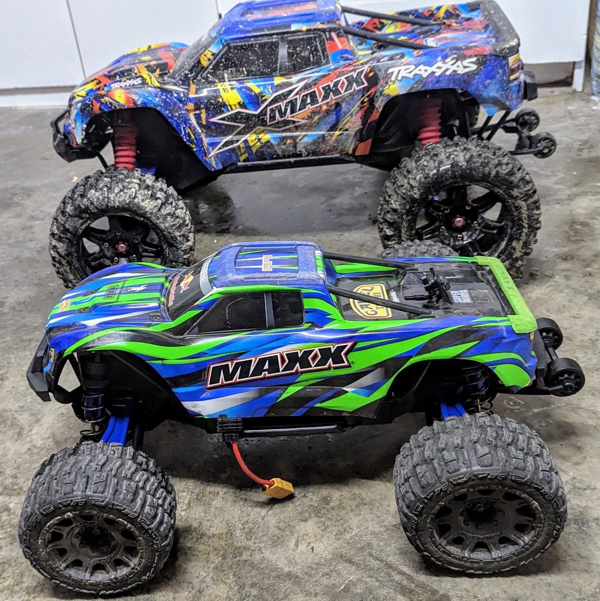 Hey, 'twin brohers' of @traxxas are ready! ADN #maxx