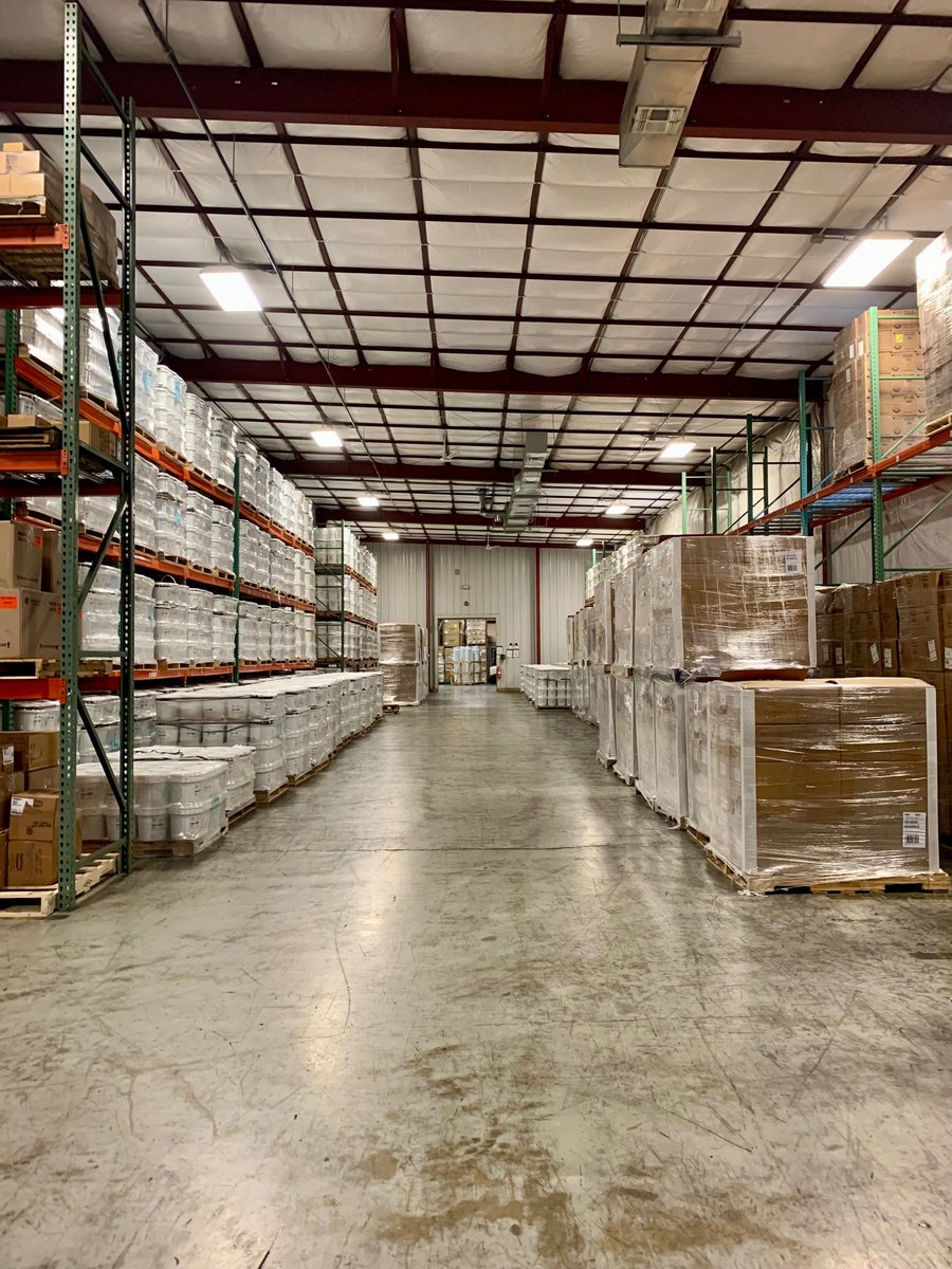 TradeTrans2's tweet image. Behold the beauty of a meticulously organized warehouse pic! 📦✨ Our kind of #MonaLisa, our masterpiece in its own right.

#WarehouseGoals #OrganizationIsKey
#BestCrewEver
#MoreThanA3PL
#Import #Export
#Procurement
#OmniLogistics
#WeAreTradeTrans
#MovingTheWorldForYou