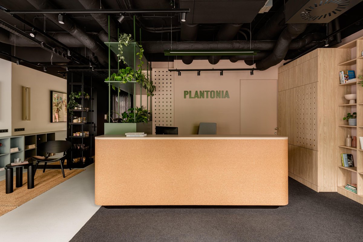 Plantonia by Krea.tina Read more: architonic.com/20757039 #architonic #interiordesign #hoteldesign