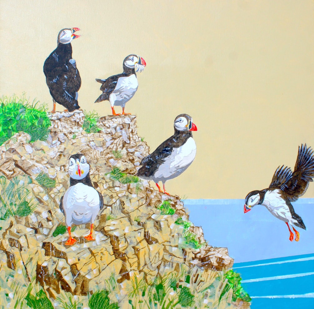 Five puffins, with one 'Incoming', and just a five day wait for all our TALP entrants to find out if their work will be exhibited at @PatchingsArt this summer. Good luck everyone! Acrylic and coloured pencil entry by Neil Whitehead. bit.ly/38L7Bh1