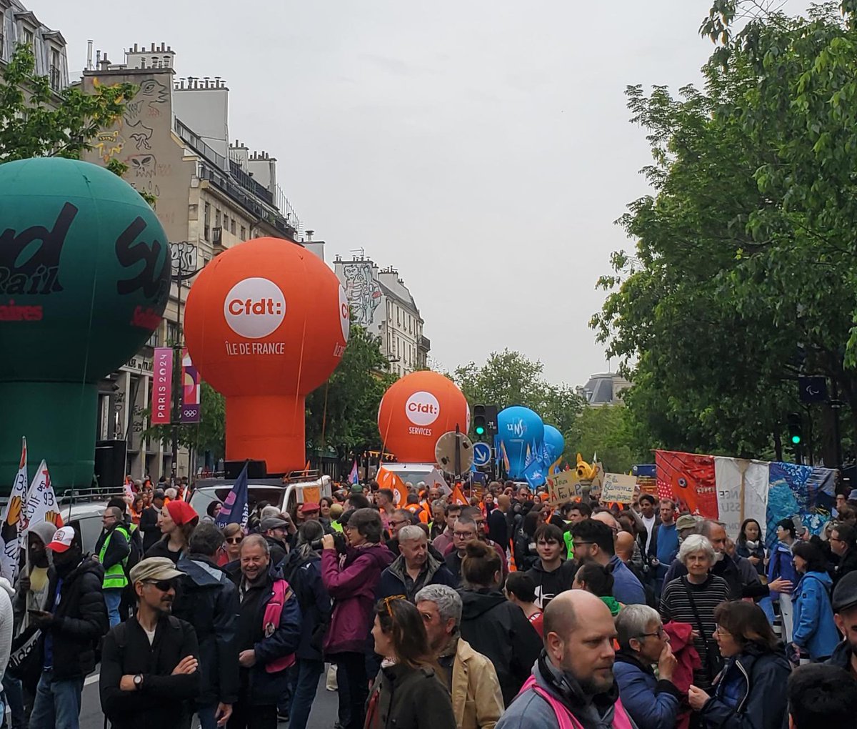 La REV, parti d'écologie radicale et antispéciste, se mobilise partout en France pour une société du temps libéré, respectueuse du vivant.

#1erMai2024 #1erMai #fetedutravail