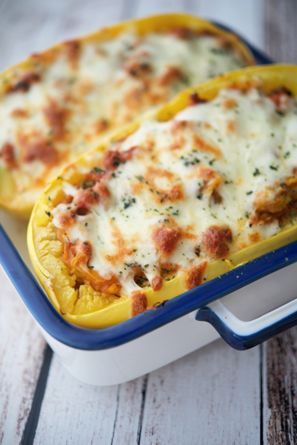 Spaghetti squash stuffed with homemade Sausage Bolognese made with sweet Italian sausage and vegetables; then topped with Mozzarella cheese. 👉🏻RECIPE--> carriesexperimentalkitchen.com/sausage-bologn… #spaghettisquash #food