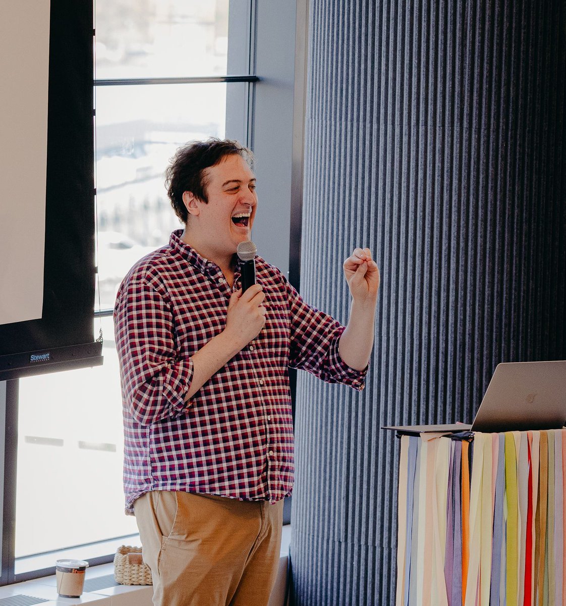 Watch the livestream of our April event with Pete Davis @peteddavis buff.ly/49H0ZMv Thank you to Matthew, Kevin, and Rosario for producing the livestream! And big thanks to our partners @Harvest and @MPBcom #CMNYC #CMvibrant
