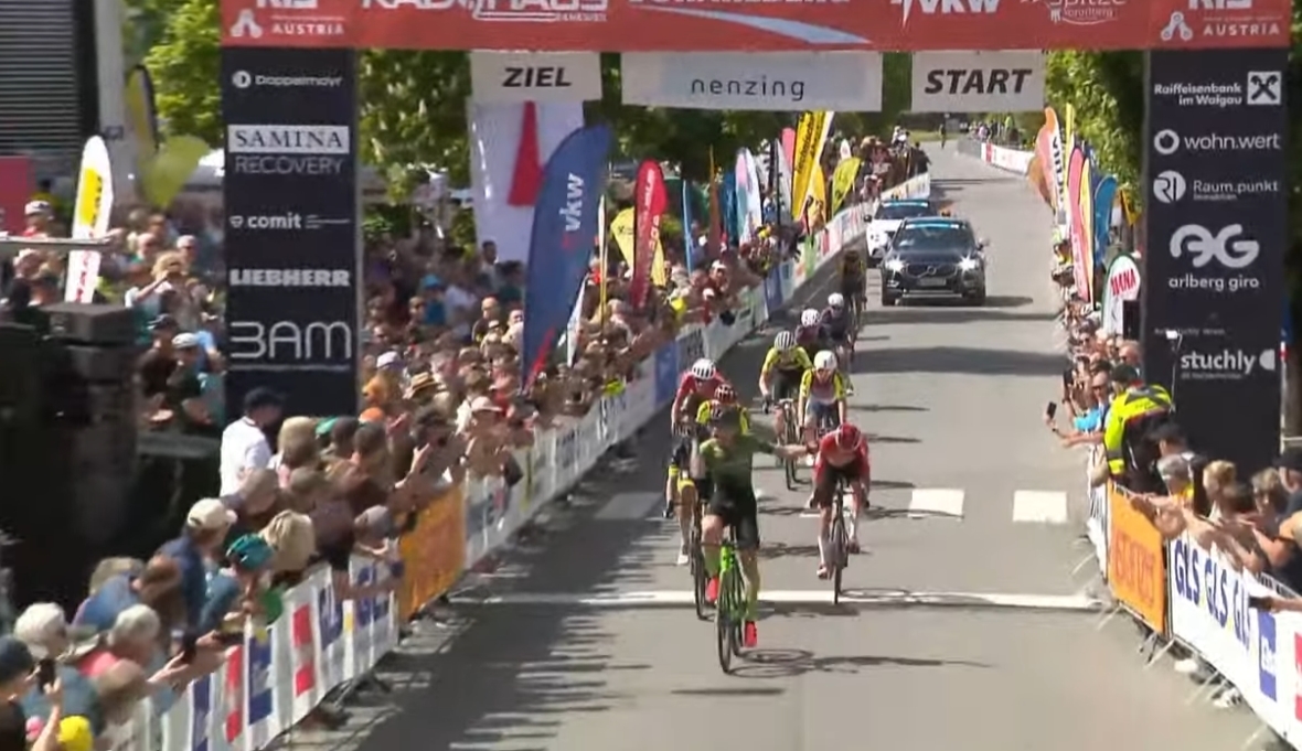 Finally it happens - first UCI win for the junior star Jaka Primozic who wins GP Vorarlberg! I guess this was one of the things just waiting to happen. So many breakaways, so many close calls before. Nice one 👍 firstcycling.com/race.php?r=104…