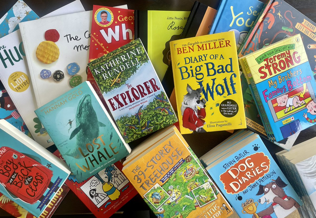 Spiritual and Pastoral Formation (@soepastoral) on Twitter photo Today, we donated 35 brand new books to Mount Carmel Primary School <a href="/eacMountCarmel/">EAC Mount Carmel Primary School</a> <a href="/EacEducation/">EAC Education</a> using the money raised from our St. Patrick’s Day fundraiser! Thanks for your support!
“A book is a gift you can open again and again.” - Garrison Keillor 📚❤️ Today, we donated 35 brand new books to Mount Carmel Primary School <a href="/eacMountCarmel/">EAC Mount Carmel Primary School</a> <a href="/EacEducation/">EAC Education</a> using the money raised from our St. Patrick’s Day fundraiser! Thanks for your support!
“A book is a gift you can open again and again.” - Garrison Keillor 📚❤️