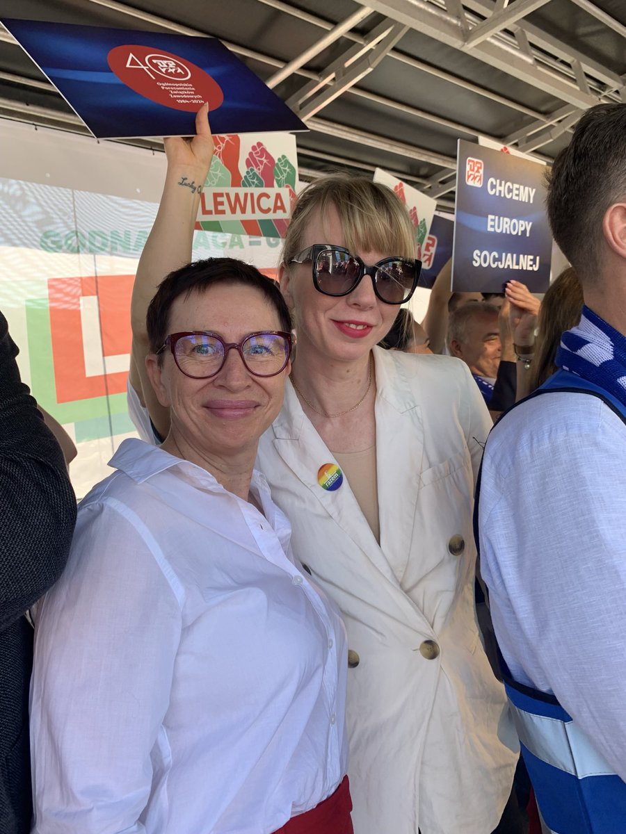 Mieszkań, pracy, godnej płacy! Pochód pierwszomajowy z <a href="/OPZZcentrala/">OPZZ</a> dziś w Warszawie! <a href="/MateuszMerta/">Mateusz Merta 🇵🇱</a> <a href="/JoannaWicha/">Joanna Wicha/Lewica</a> <a href="/RazemwWarszawie/">Razem w Warszawie</a>