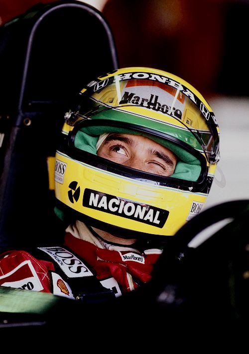 Homenagens feitas a Ayrton Senna Da Silva, o maior piloto que já tivemos - uma Thread pra relembrar