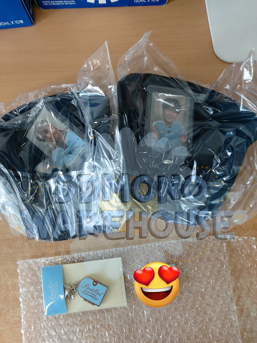 dodolanemono's tweet image. Yang cari warehouse korea boleh bngett chat ke line di bio yaa 

Fast respon
List jelas
Free repack ina 
Kirim rutin juga bulan april kirim 7 kali
Free req toploader juga untuk MD yang dapat bene seperti yg dari SM contohnya begini ⬇️