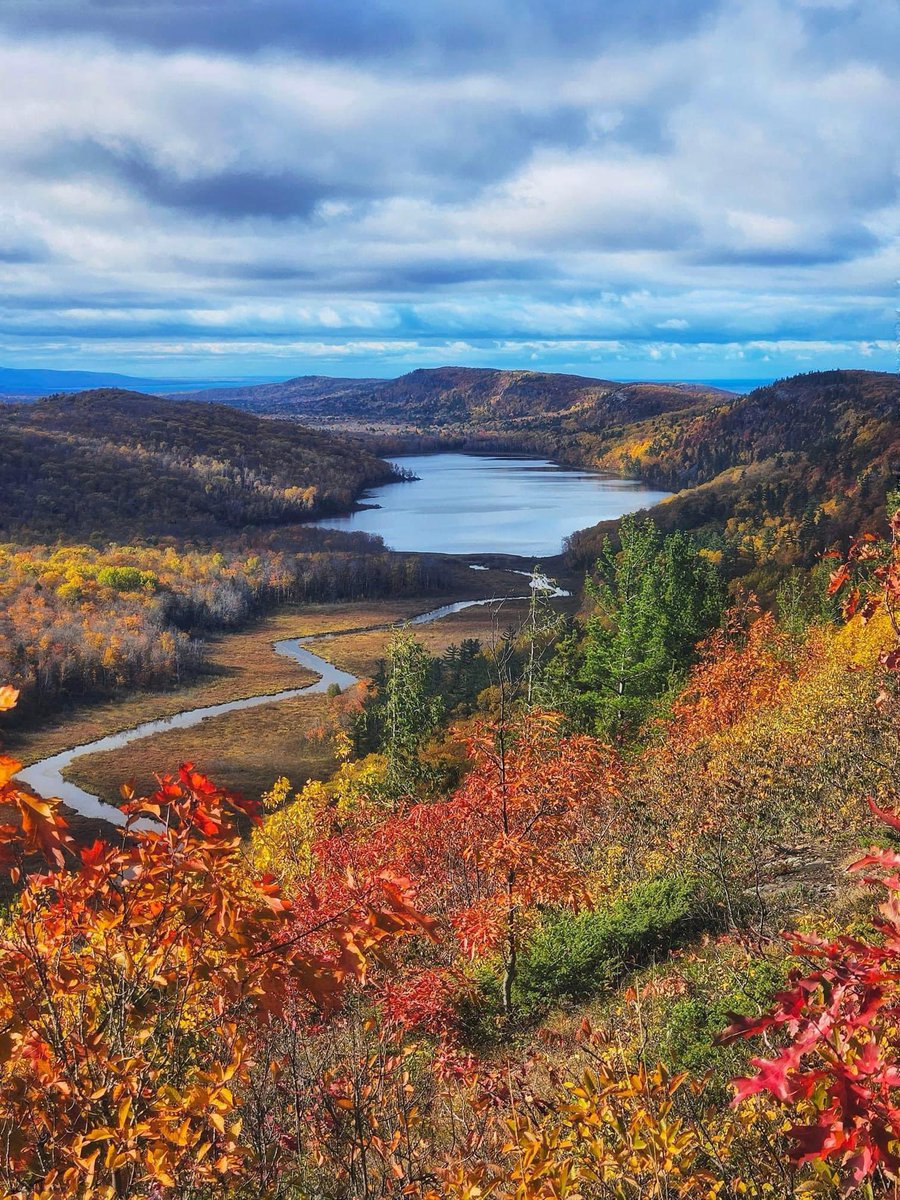 Good morning everyone, I have not made it as far as I wanted to, but I hope to be back home in Michigan tomorrow. Here’s a pic from one of my favorite areas in northern Michigan. Wishing you all a blessed day today.￼