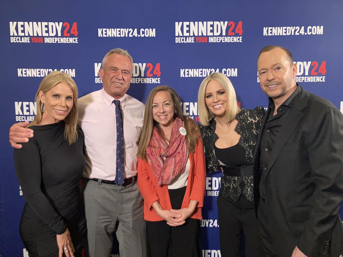 So proud of my wife and all she is doing for the campaign! What an example especially for our kids. She deserved that invite with our future President in Boston! What a great inspiration Jenny McCarthy is...deserves tons of credit for standing her ground #RFKJr #Kennedy24 #mapoli