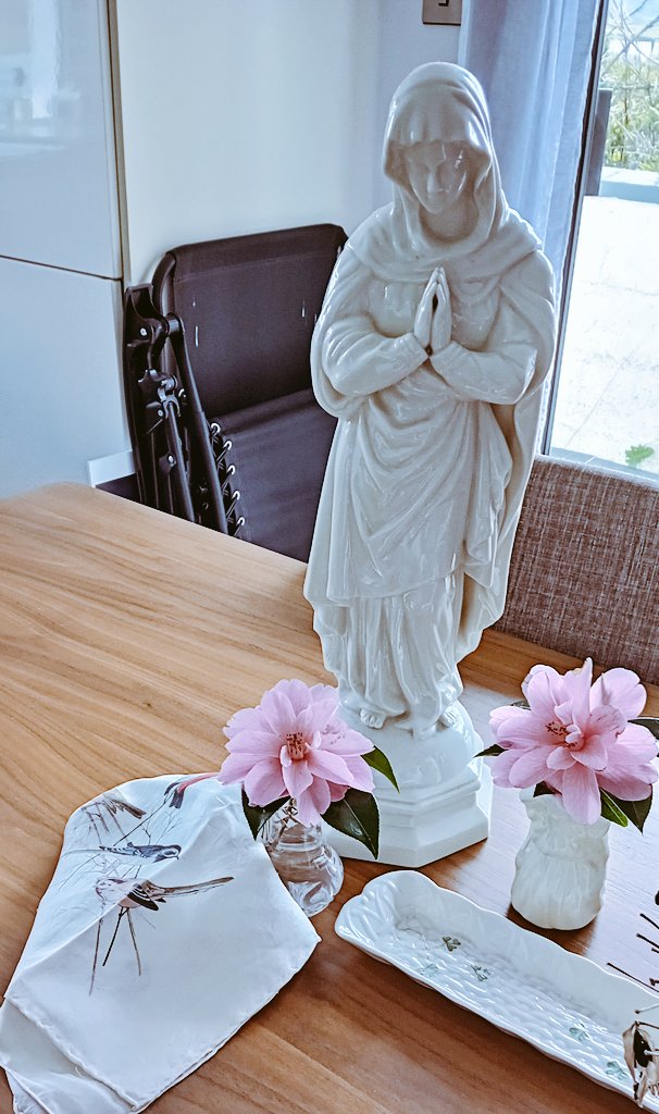 Listening to #liveline reminds me to post a snap of my May Day scarf & plants!

Yes, I sopped up a bit of dew this morning, too 

#Beltane 
@rteliveline 
#Todayinireland  
(The statue of Mary is Belleek, my mum got it decades ago on a trip here)