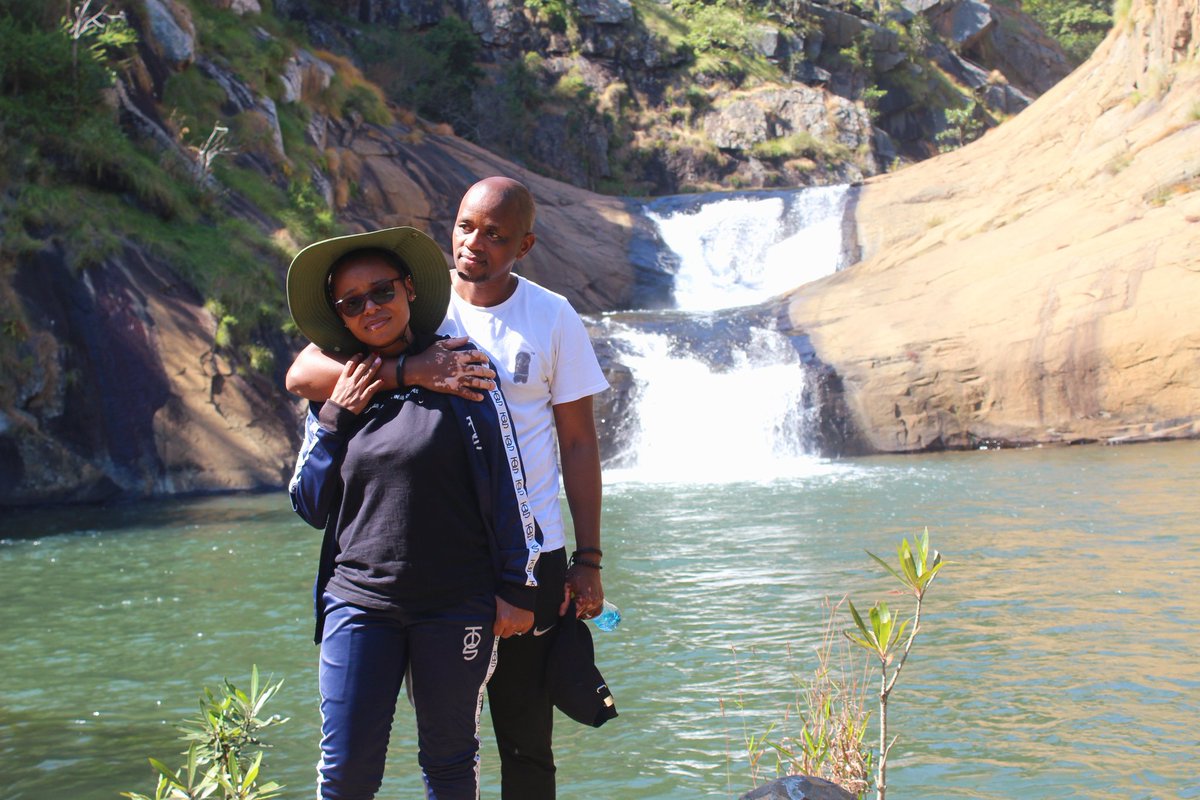 My wife and I went hiking to Malolotja Potholes yesterday.  WHAT A SIGHT 👌😍

With @Sihle_senkhosi