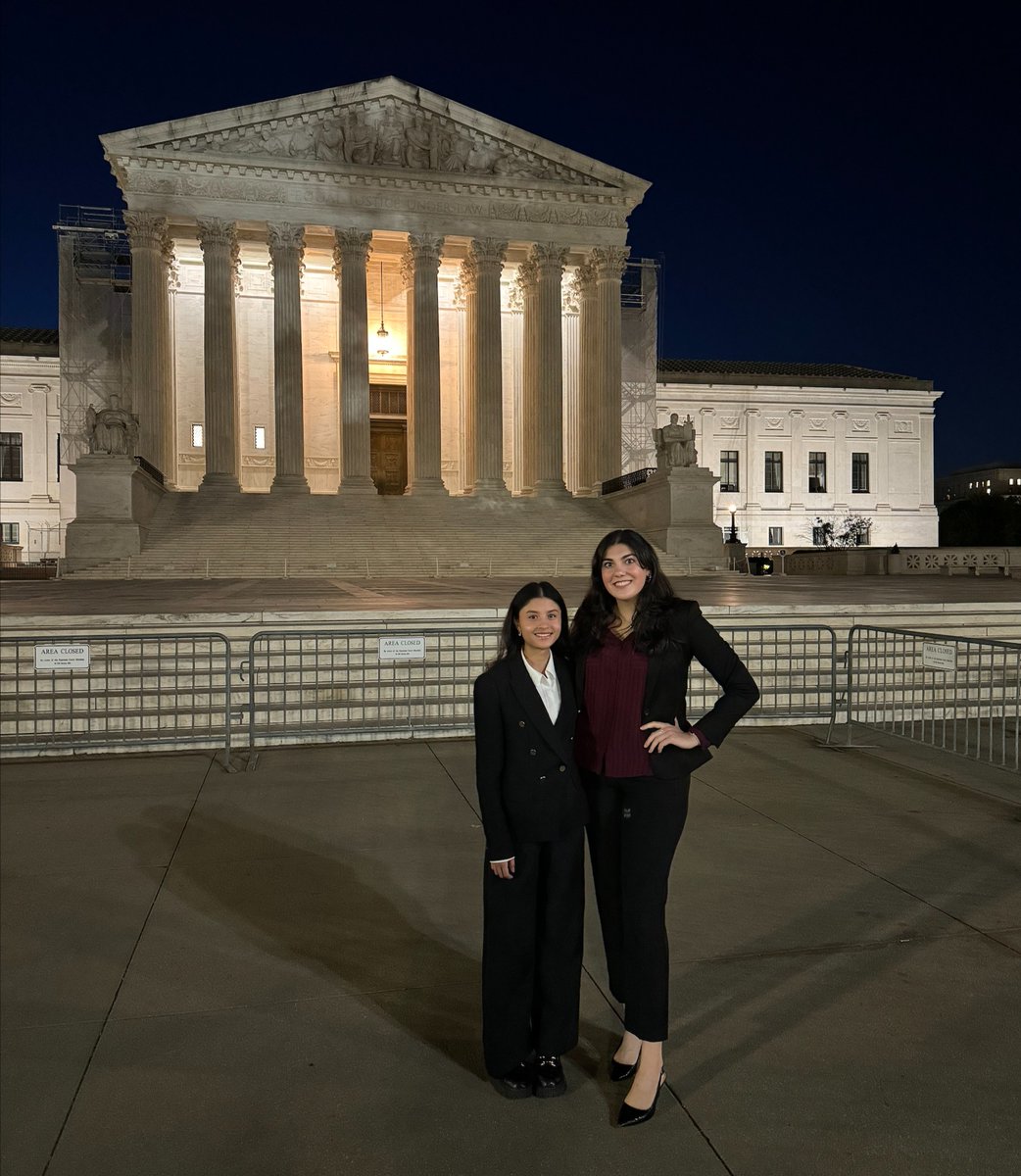 Last week, students in Cornell Law's Transnational Disputes Clinic traveled to Washington, D.C. to watch the US Supreme Court hear argument in United States v. Muñoz. #CornellLaw #CornellLawClinics