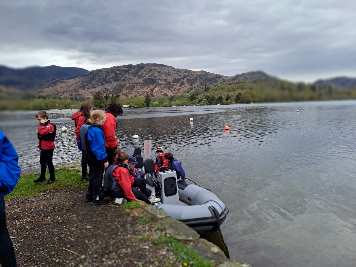 A speedboat was a new,exciting experience to get us across Lake Coniston #doallyou #holdontight