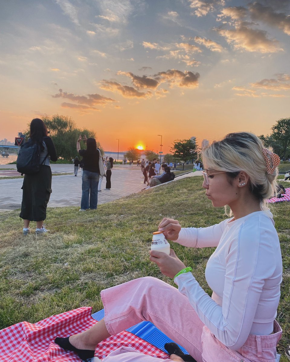 Хан мөрний эрэг дээрх 24/7 оролцогч боллоо