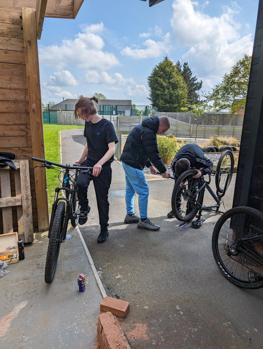 Year 11 students have been fixing up some bikes that were kindly donated by @cheshirepolice Thank you to them for providing a great opportunity for our students. They have really enjoyed improving their skills and helping the school