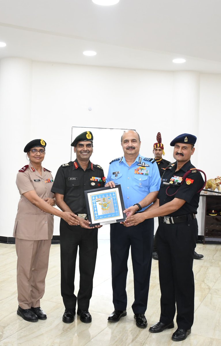 Chief of Air Staff Air Chief Mshl VR Chaudhari and President AFFWA Mrs Neeta Chaudhari, visited Army Hospital (R&R) on 01 May 2024. The Chief interacted with patients and hospital staff during the visit. (1/3) @giridhararamane