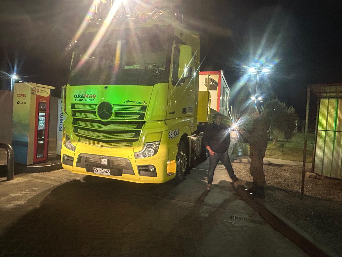 Gran labor preventiva de Carabineros de la Subcomisaría Huara,  su presencia en los descansos de la Ruta 5 Norte y Ruta A-16 es clave para evitar ilícitos en nuestras carreteras. #CarabinerosDeTodos